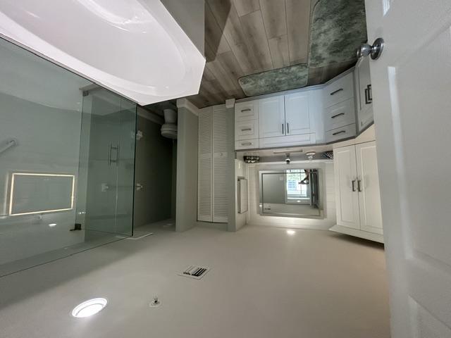 Kitchen additional view